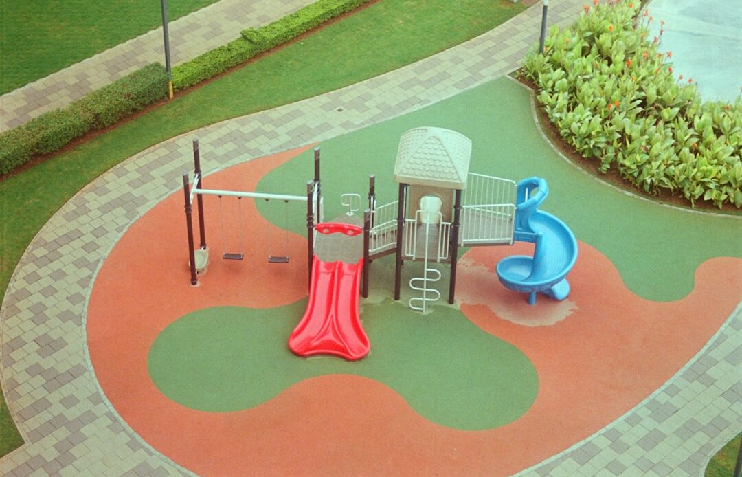 green playground mats